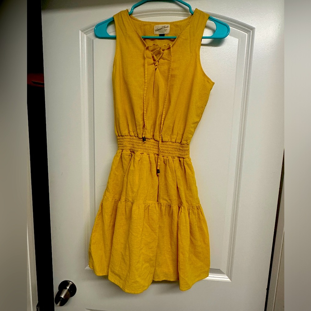 Universal Thread Yellow Dress, Small